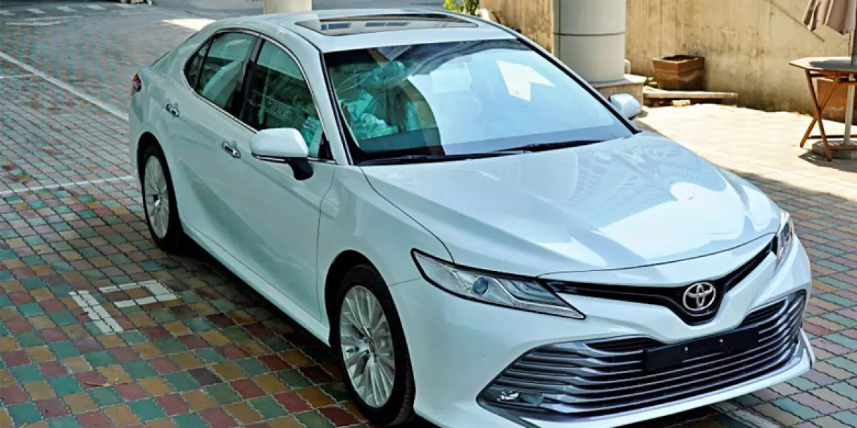 Mua bán xe Toyota Camry cũ uy tín và chất lượng tại Anycar