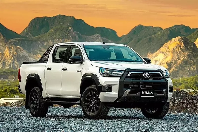 Ngoại thất xe Toyota Hilux