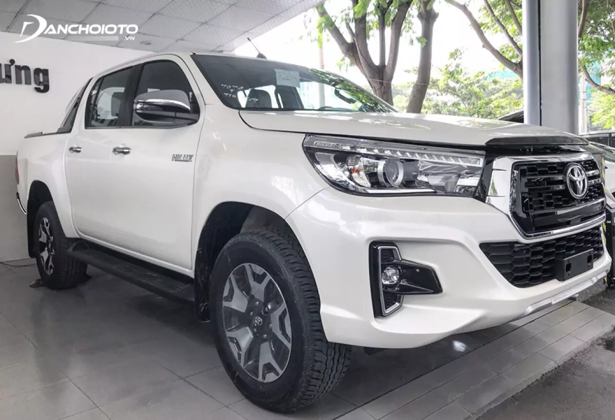 Toyota Hilux 2019 cũ có thiết kế bền dáng