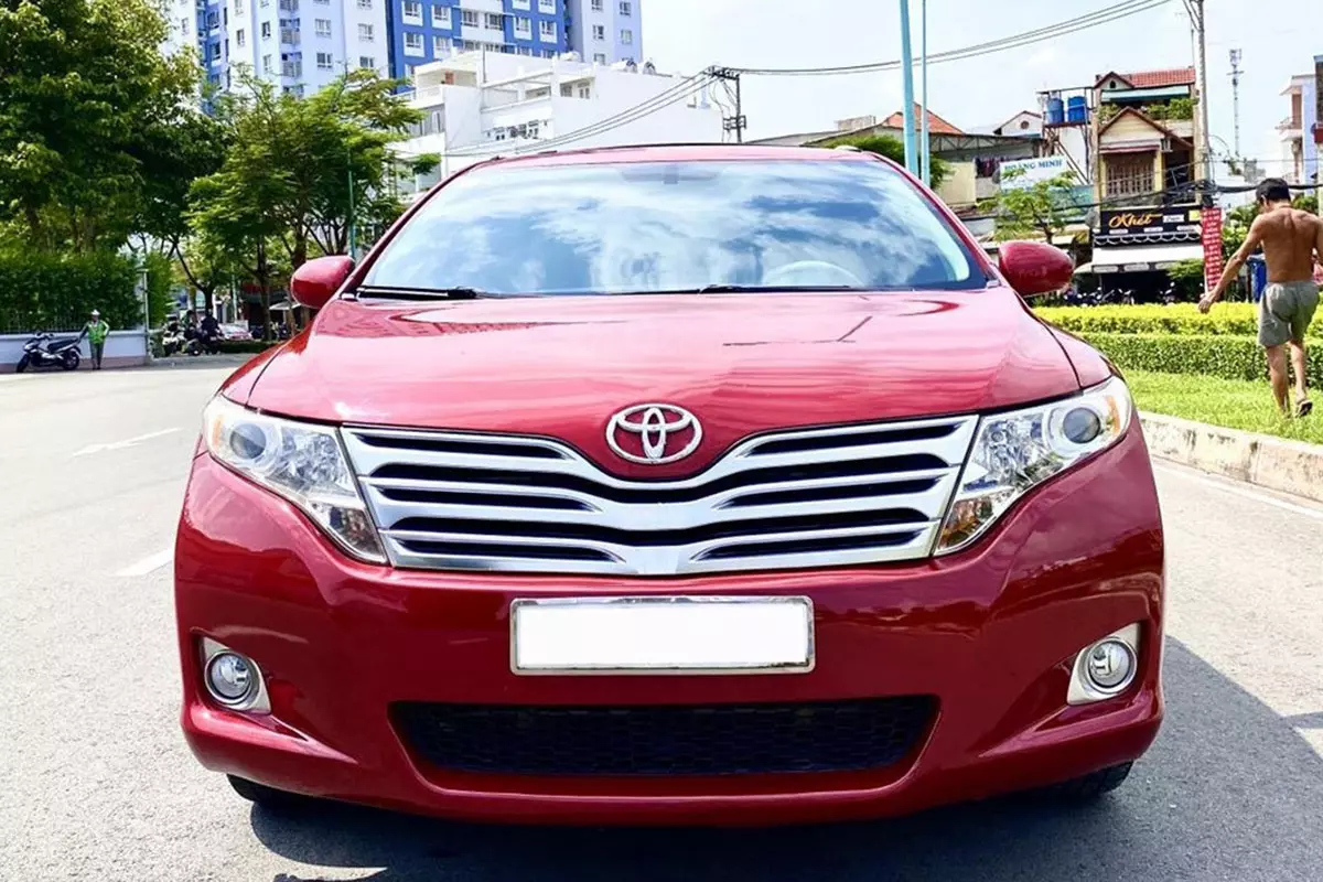 Thiết kế đầu xe Toyota Venza 2010