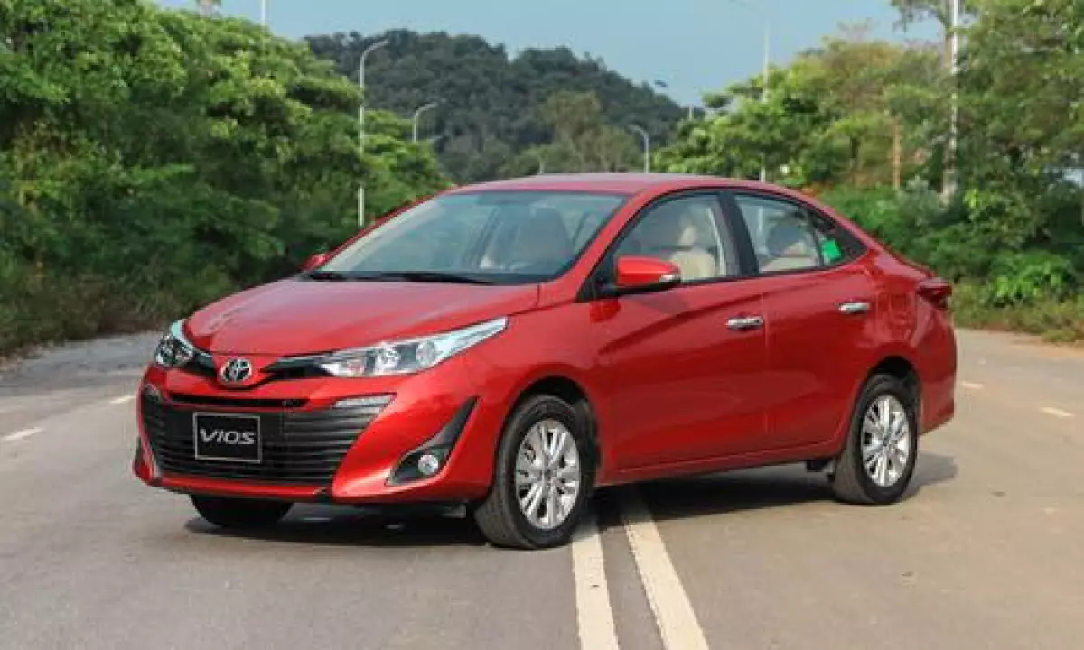 giá-lăn-bánh-toyota-vios