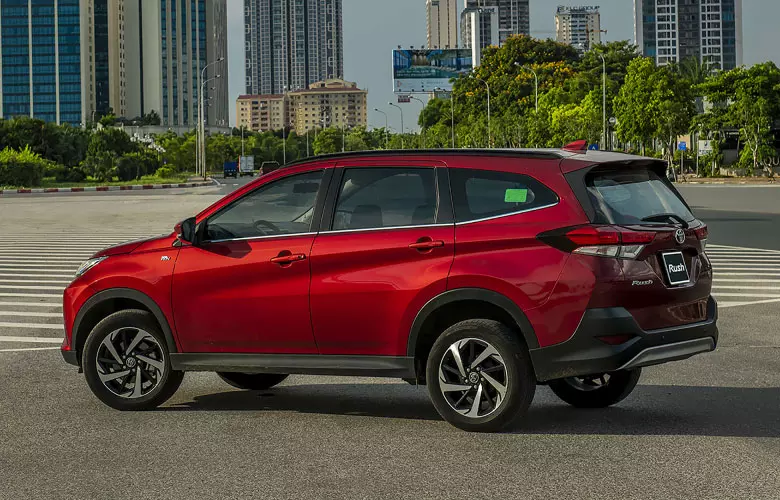 Thân xe Toyota Rush 2022