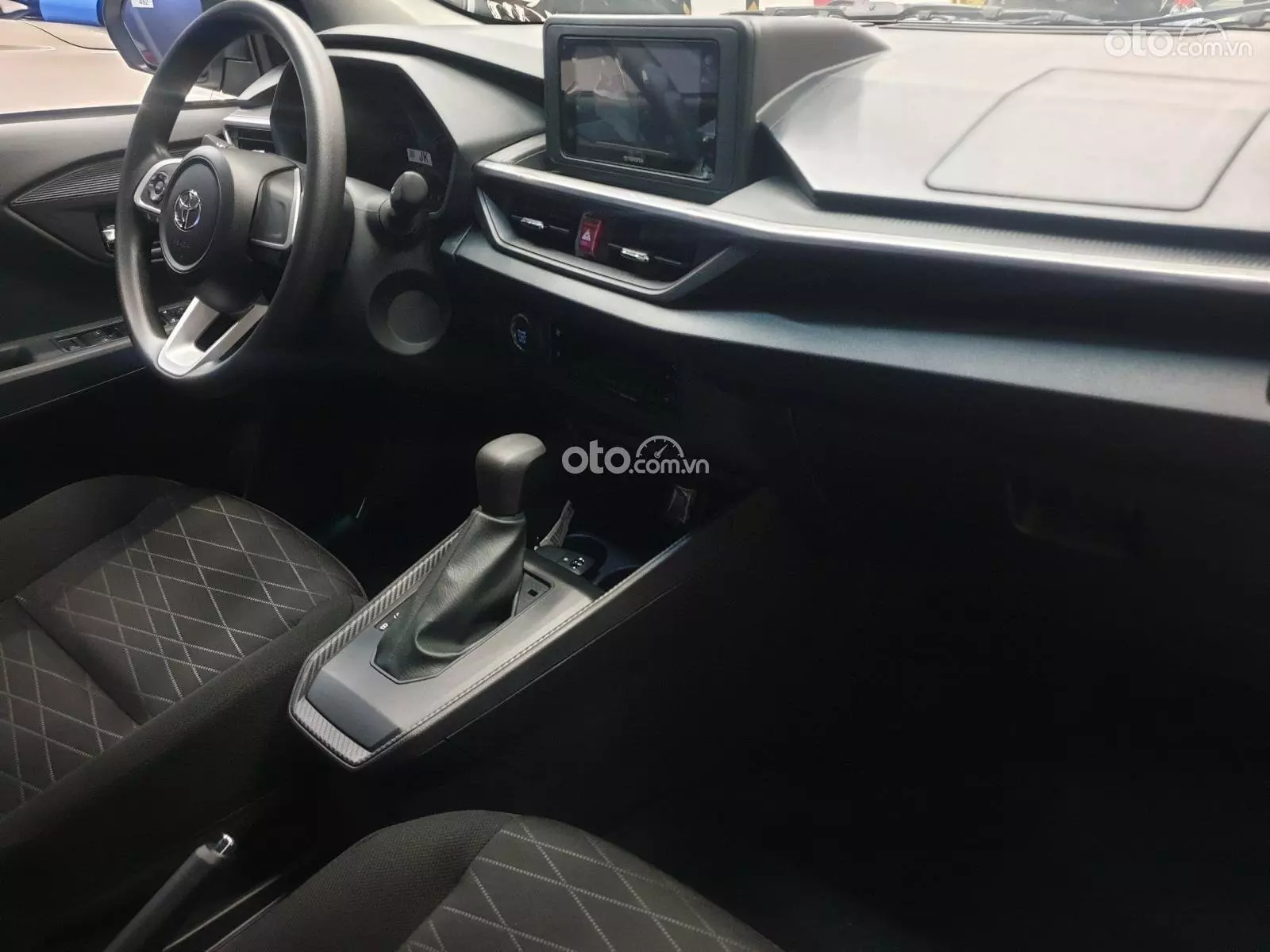 Cần số xe Toyota Wigo