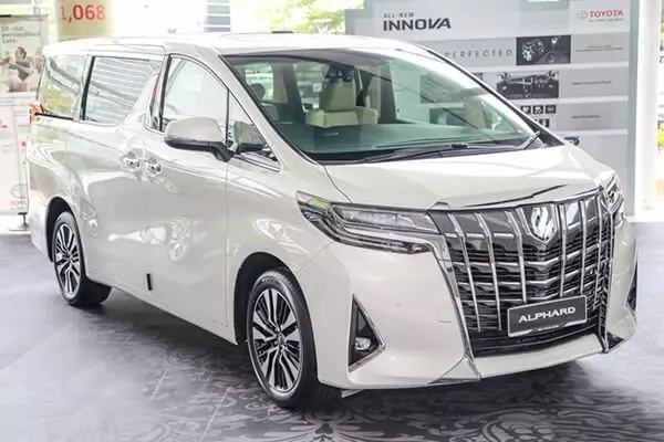 Nội thất Toyota Alphard 2018