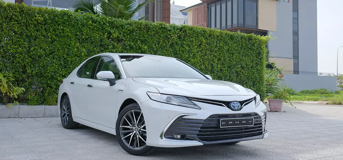 Toyota Camry 2.5HV 2022