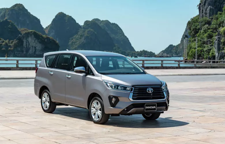 Xe 7 chỗ Toyota Innova giá từ 750 triệu đồng