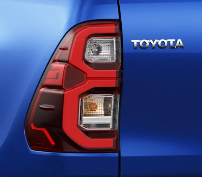Cụm đèn sau Toyota Hilux