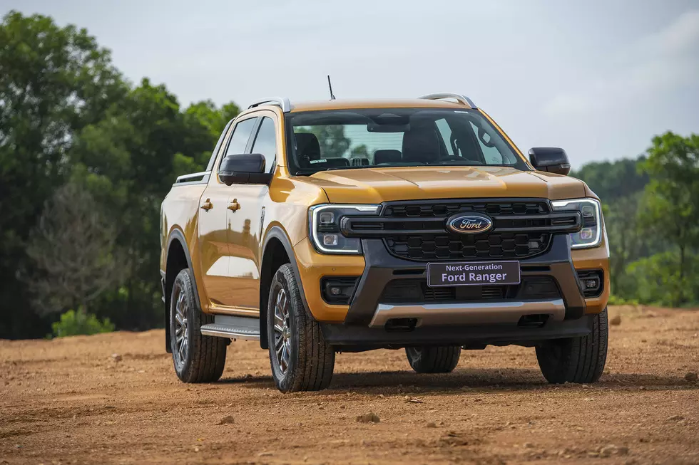 Giá lăn bánh Ford Ranger 2023