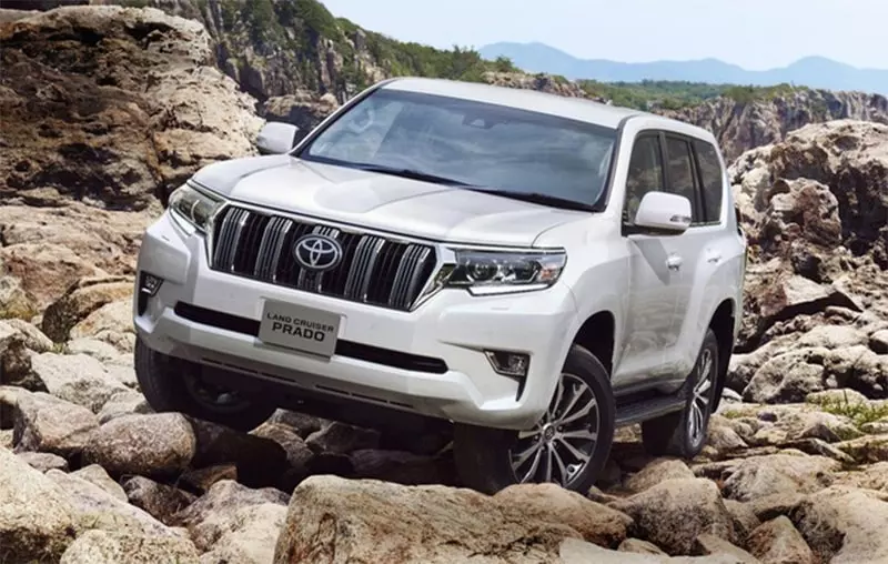 Có nên mua xe Toyota Land Cruiser 2018 cũ không?