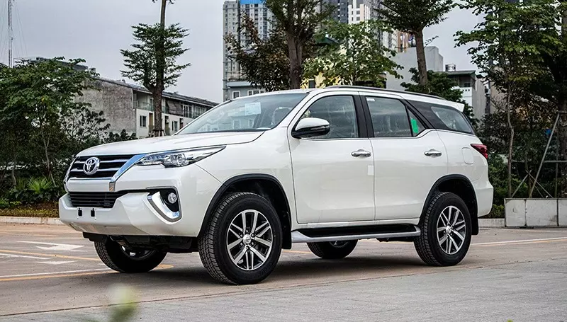 cách vận hành xe fortuner