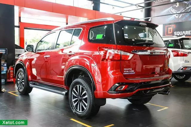 gia-xe-isuzu-mux-limited-2020-muaxegiatot-vn