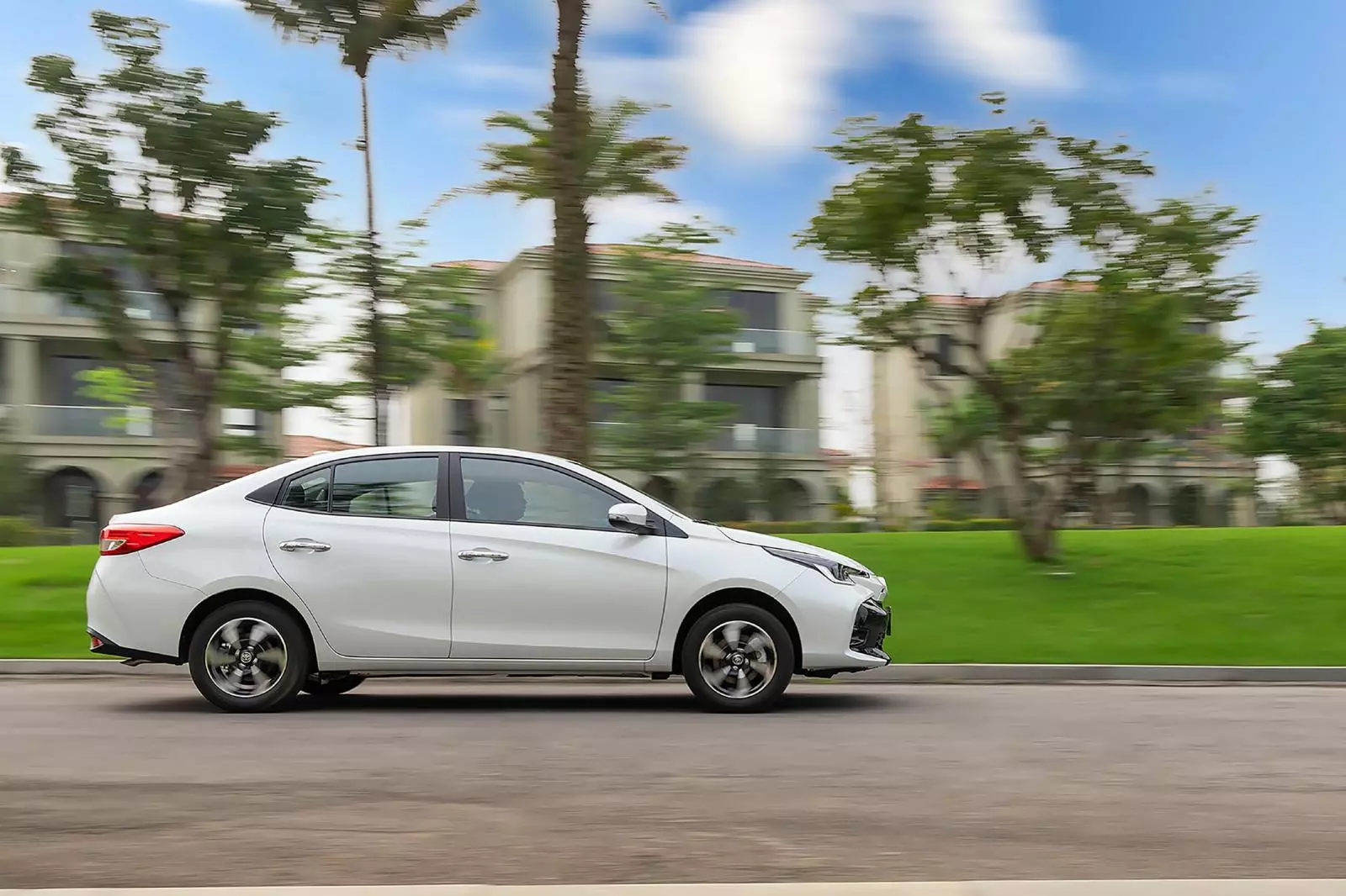 Thông số kỹ thuật Toyota Vios 2023: Kích thước - Trọng lượng.