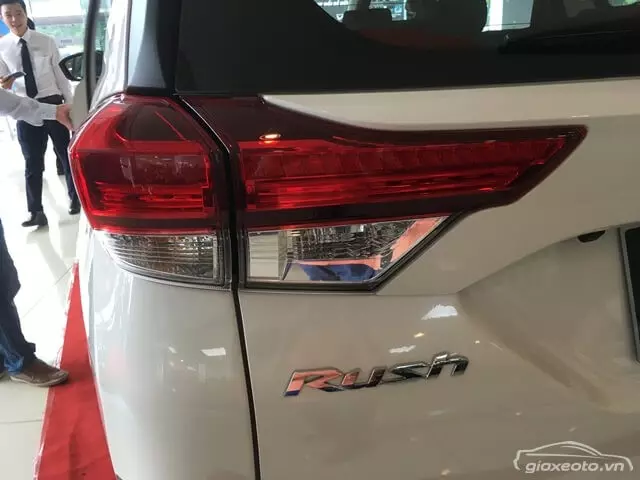 Nội thất xe Toyota Rush