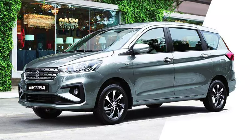 Suzuki Ertiga - xe 7 chỗ có đi được 8 người không?