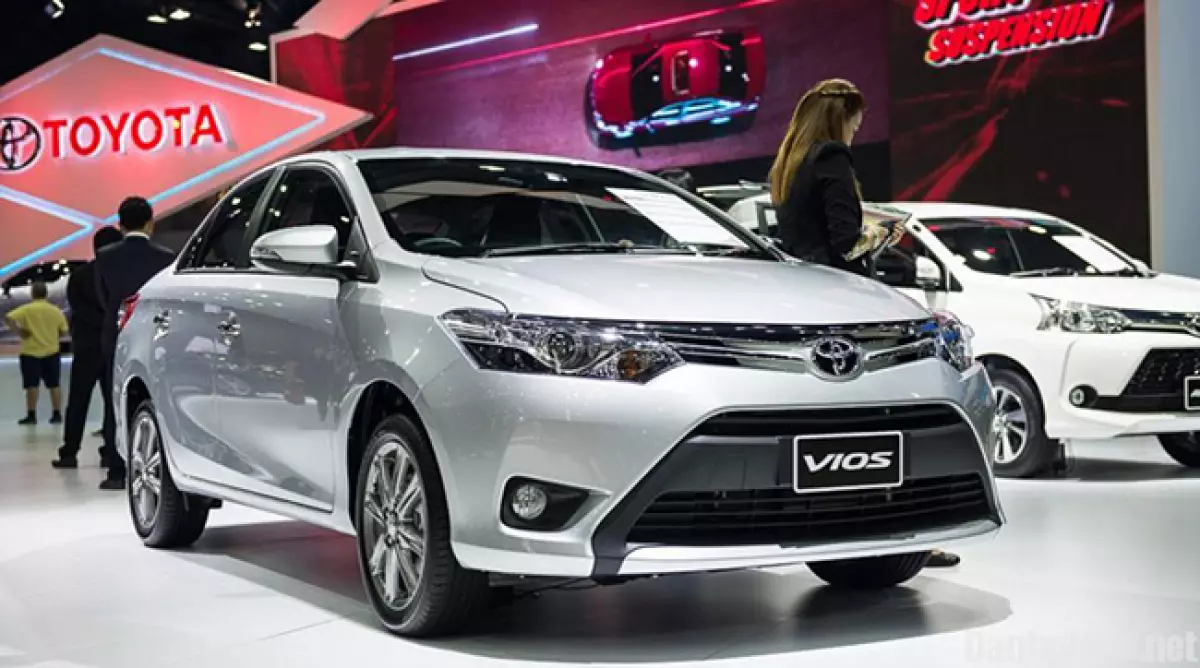 Xe Toyota Vios 2017 thu hút mọi ánh nhìn