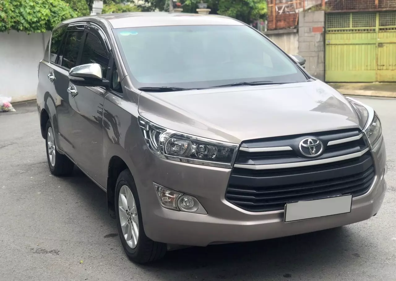 3 mẫu xe ô tô 500 triệu đồng đã qua sử dụng nên mua - Toyota Innova.