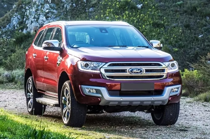 3 mẫu xe ô tô 500 triệu đồng 7 chỗ đã qua sử dụng tốt nhất hiện nay - Ford Everest.