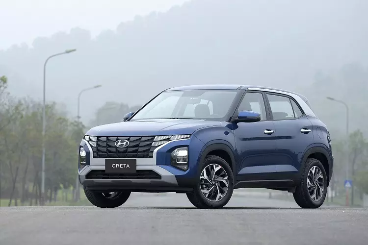 Hyundai SantaFe màu trắng phiên bản 2021.