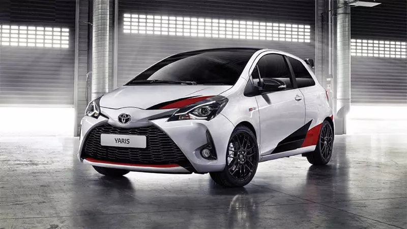 Yaris mang lại cảm giác lái nhẹ nhàng và động cơ hoạt động êm ái