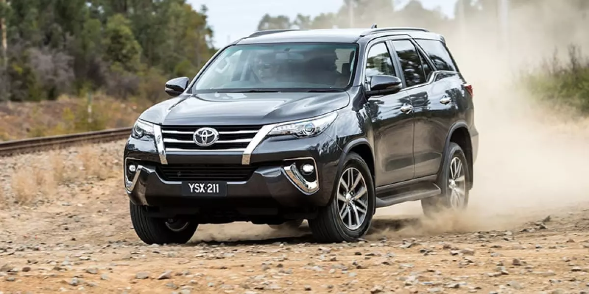 Đánh giá Toyota Fortuner 2019