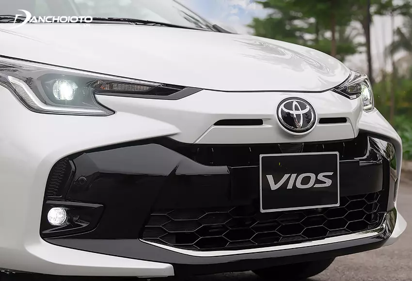 Lưới tản nhiệt Toyota Vios 2024 trông thể thao và cứng cáp hơn