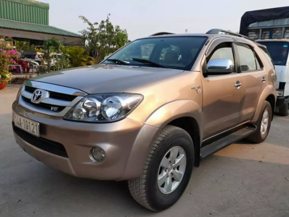 Mua xe Toyota Fortuner cũ giá dưới 500 triệu đồng