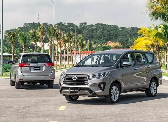 Giá xe Toyota Innova 2018 tại Oto.com.vn