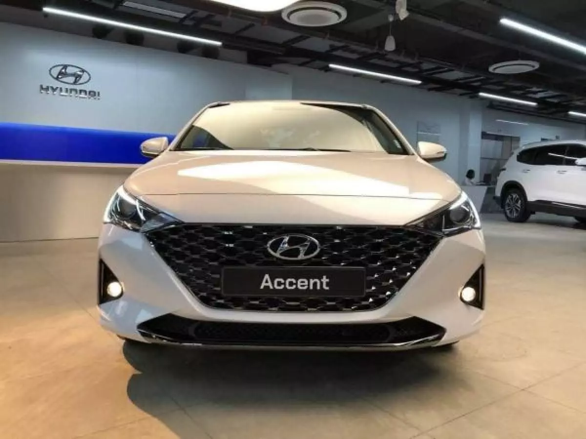 Xe ô tô 5 chỗ Hyundai Accent giá dưới 500 triệu đồng