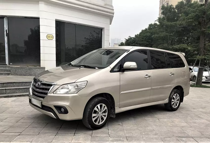 Toyota Innova cũ