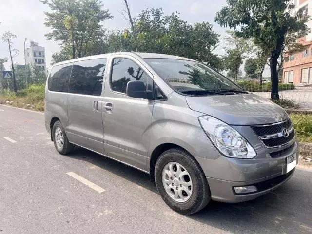 Hyundai Starex cũ