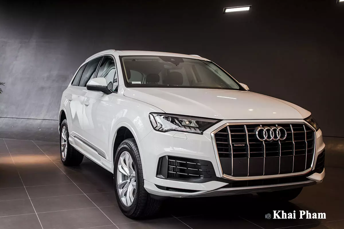 Giá xe  <a href='https://giatoyota.vn/audi-q7-2024-gia-lan-banh-khuyen-mai-danh-gia-xe-thong-so-ky-thuat-a3574.html' title='audi q7' class='hover-show-link replace-link-18'>audi q7<span class='hover-show-content'></span></a>  2021 tại Việt Nam