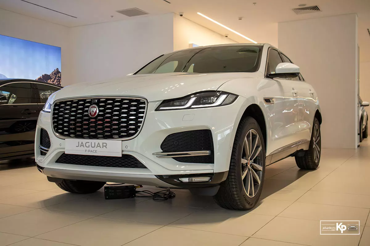 Jaguar F-Pace