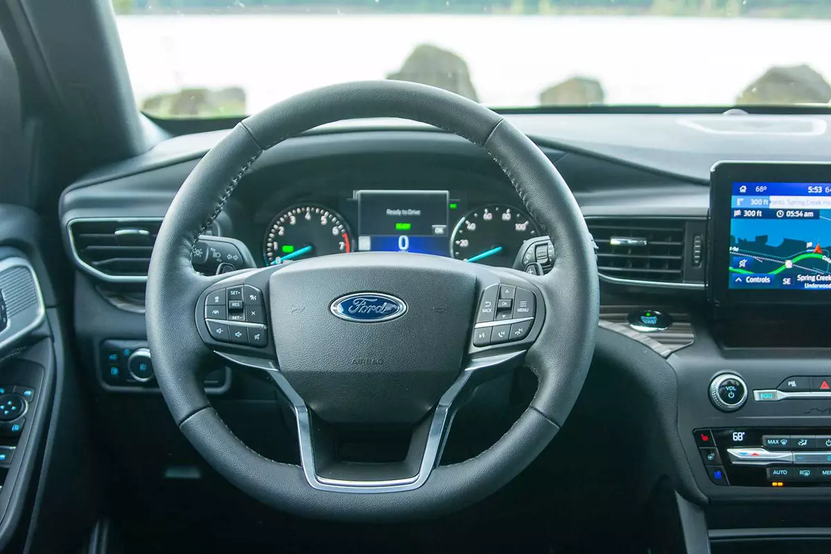 Ảnh Vô-lăng xe Ford Explorer 2021