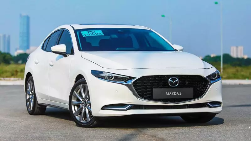 đầu xe Mazda 3 2021