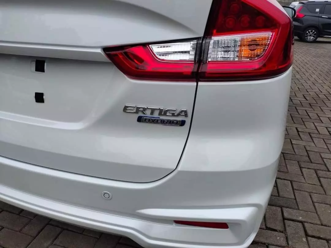 Đèn hậu xe Suzuki Hybrid Ertiga 2022.