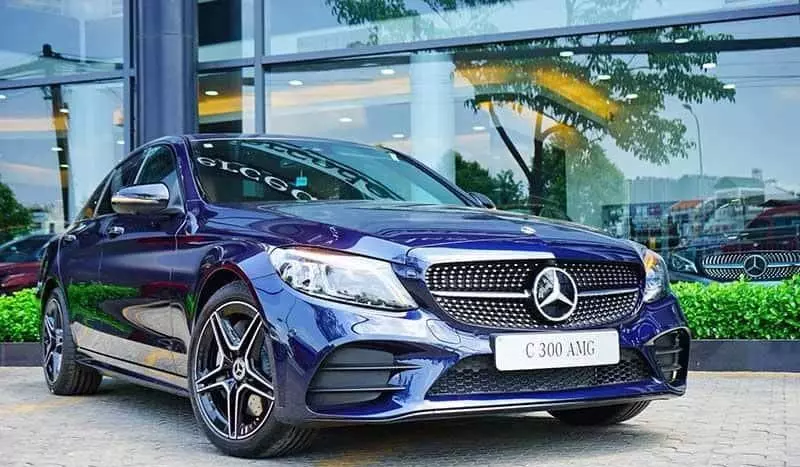 Hãy tìm hiểu về Mercedes C300 giá lăn bánh để nắm rõ giá thành của sản phẩm