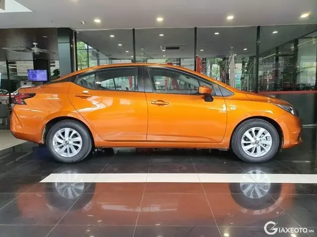 Nissan-Almera-2023-phan-than-xe