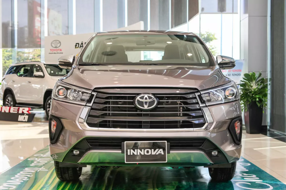 dau-xe-toyota-innova