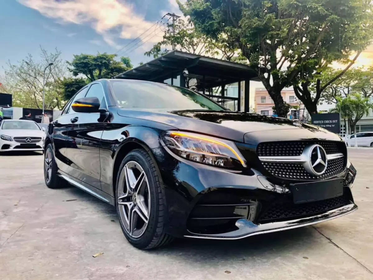 Mercedes-Benz An Du Hải Phòng