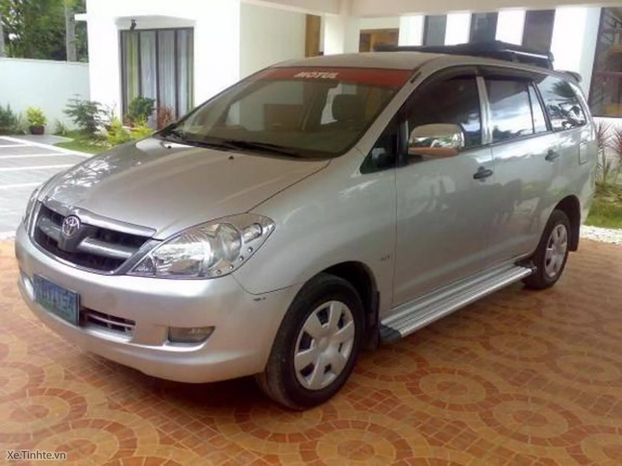 Toyota Innova 2006-2007 - 7 mẫu xe cũ giá chỉ 200 triệu đồng đáng mua nhất 2023