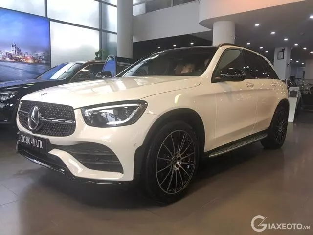 Bảng giá xe Mercedes mới nhất tại Việt Nam tháng 10/2020