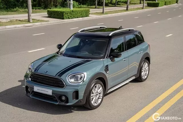 gia xe Mini Cooper Clubman