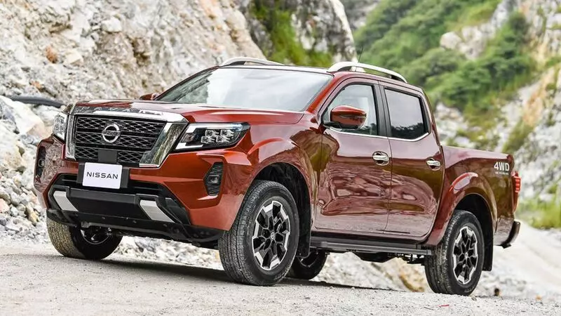 Xe Nissan Navara vận hành