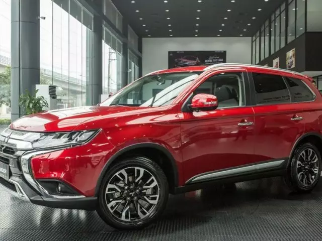 Dòng xe ăn khách Mitsubishi