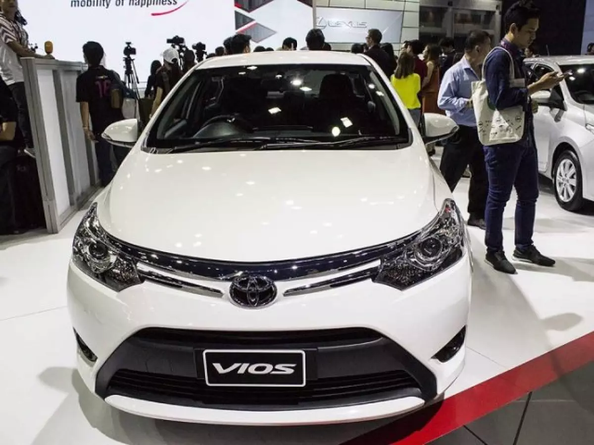 Cập nhật giá xe Toyota Vios 2016.