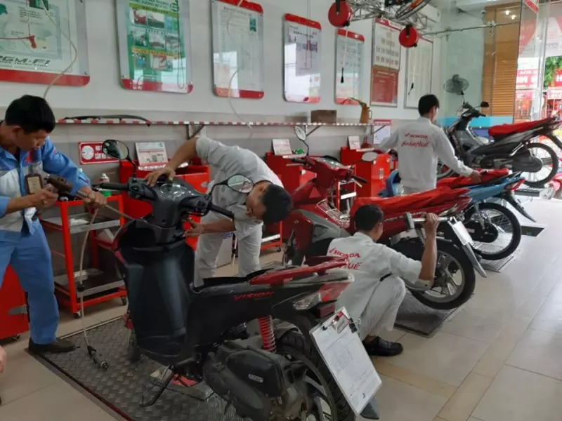 Đội ngũ nhân viên chuyên nghiệp tại Thái Motor