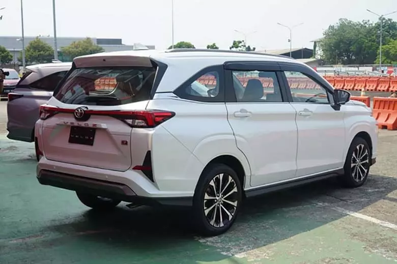 Toyota-Veloz-2022-5