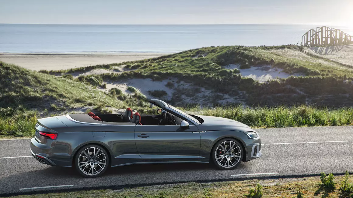 Audi S5 Convertible