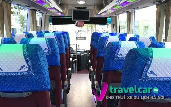 Nội thất và ghế ngồi xe đời mới. Ảnh TravelCar.vn