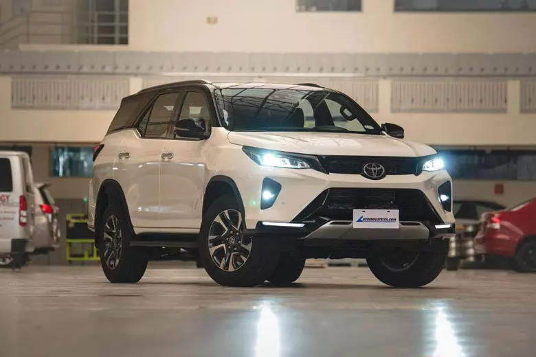 Chọn mua Toyota Fortuner cũ hay mới tốt hơn - 3